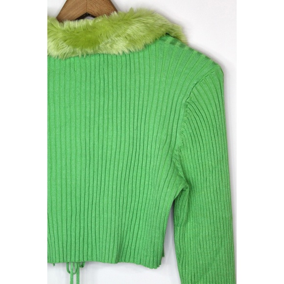 Urban Outfitters Izzy Cropped Cardigan Top - Picture 10 of 14